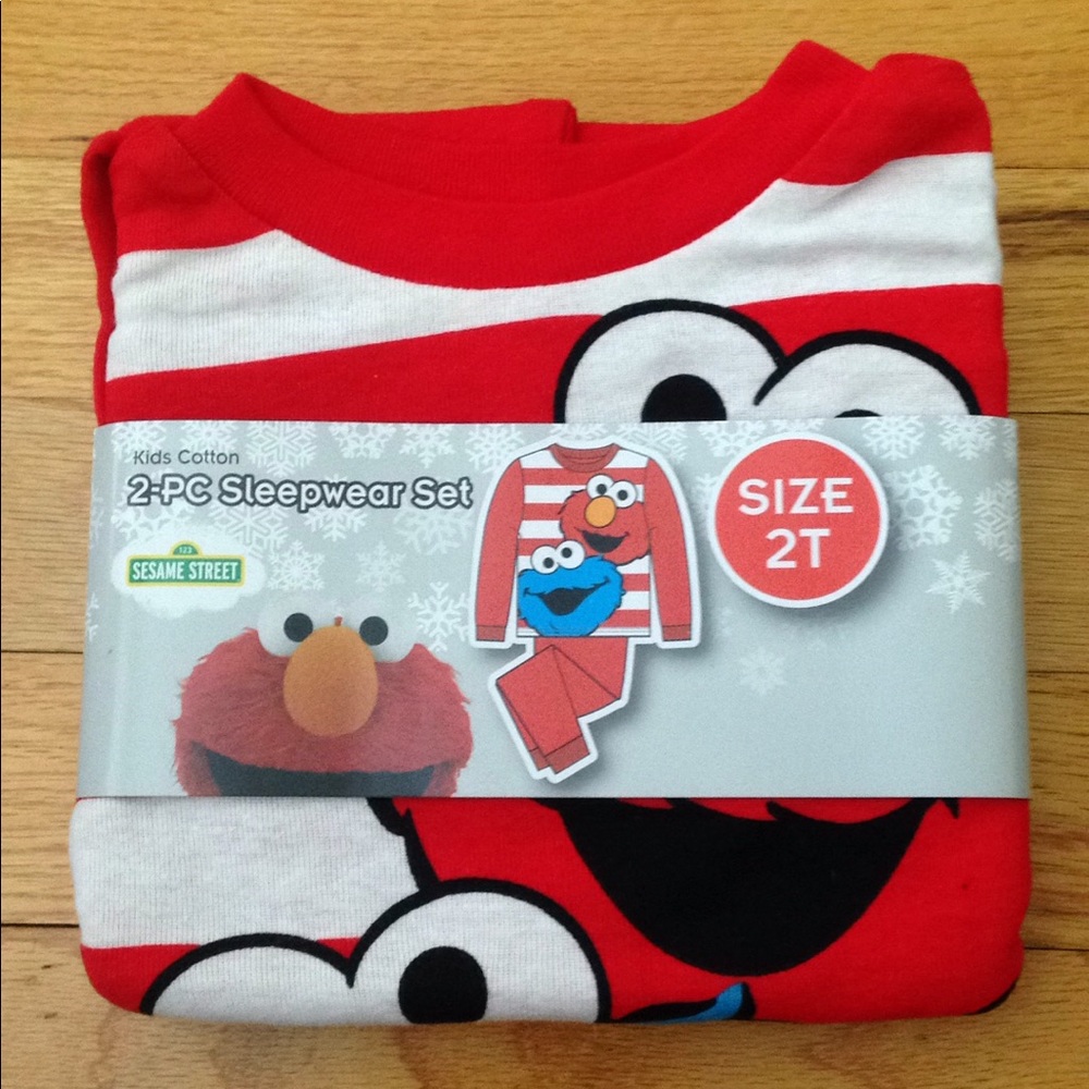 NWT! Sesame Street 2-Piece PJ Set Size 2T